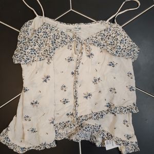 American Eagle Floral Top